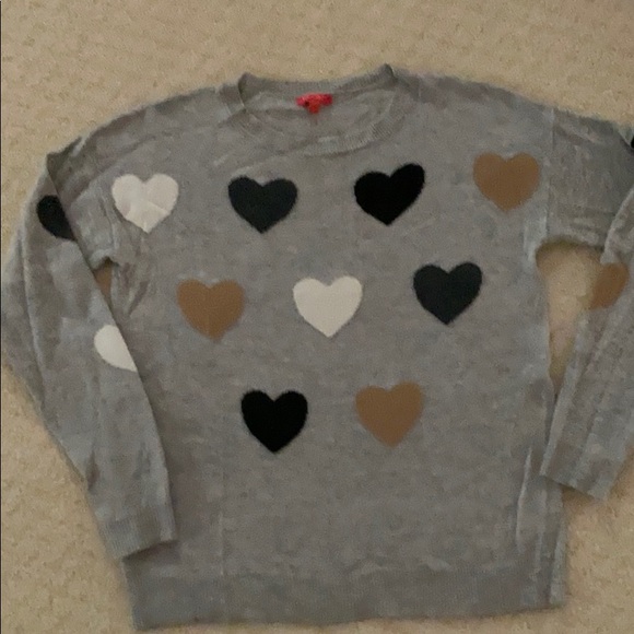 Gray girls sweater with multi colored hearts - Picture 1 of 1